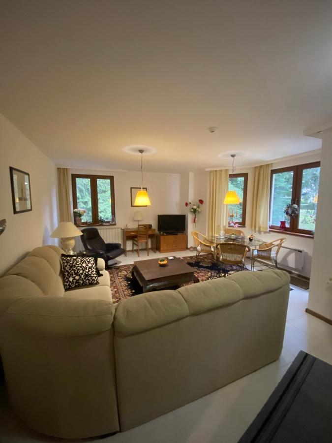 Hq Apartments Villa Park 보로베츠 외부 사진